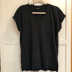 Banana Republic Black T-shirt EUC
